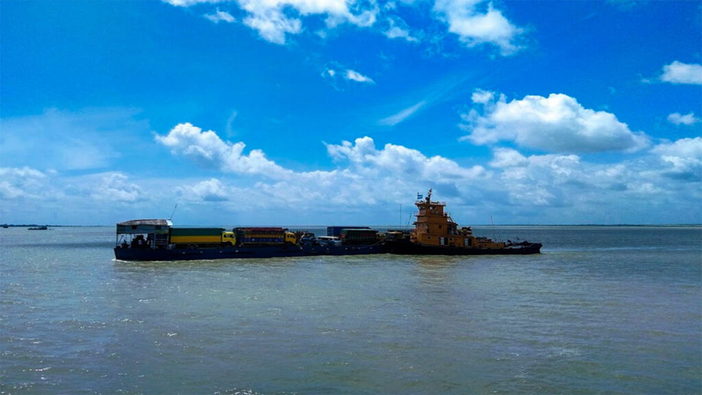 ষোলআনী সৈকত